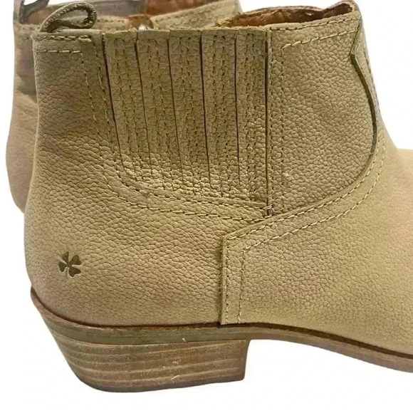 Lucky Brand Hikalli Women’s  Dark Mushroom  Grey Booties Size 8/38.5M - Picture 3 of 16